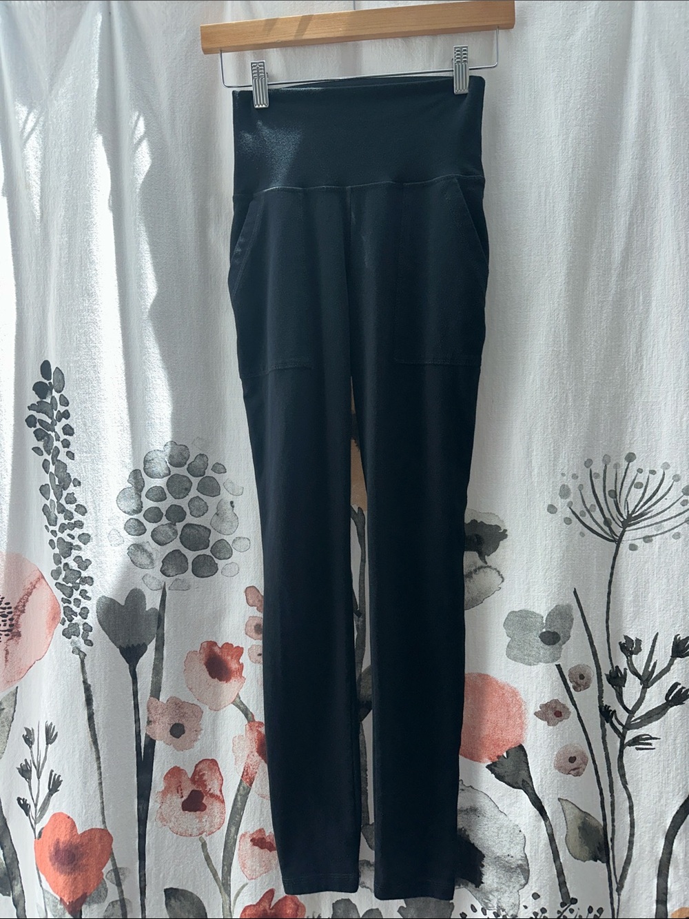 aerie Black High-Waist Pocket Leggings